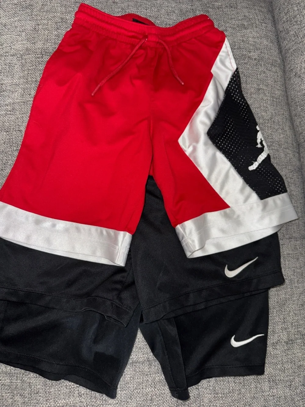 Nike and Jordan t shirt and shorts bundle boys size medium 8-10